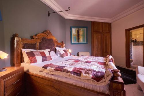 Elegante villa avec Pool et près de la mer (Elegante villa avec Pool et pres de la mer) in Mbour Elegante villa avec Pool et près de la mer (Elegante villa avec Pool et pres de la mer) in Mbour