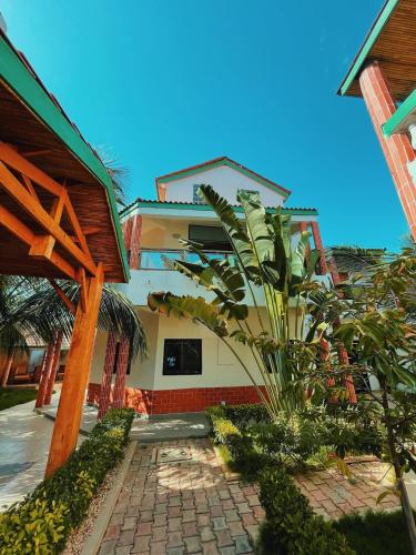 Elegante villa avec Pool et près de la mer (Elegante villa avec Pool et pres de la mer) in Mbour Elegante villa avec Pool et près de la mer (Elegante villa avec Pool et pres de la mer) in Mbour