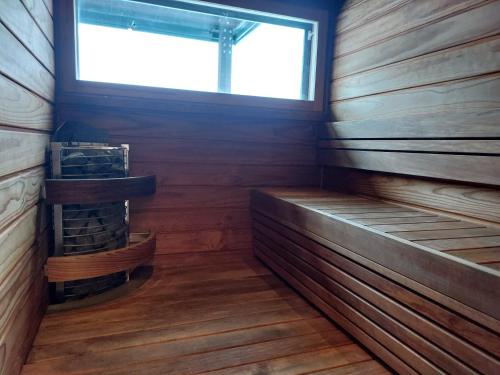 Timantti B23 in คาลาโยกิ Timantti B23 in คาลาโยกิ