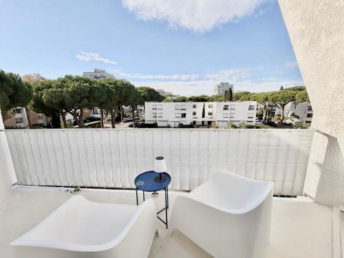 Terraza/balcón, Le Prose Hotel in La Grande Motte Terraza/balcón, Le Prose Hotel in La Grande Motte