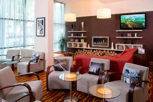 Bar/lounge, Courtyard by Marriott Paris Saint Denis in Saint Denis Bar/lounge, Courtyard by Marriott Paris Saint Denis in Saint Denis