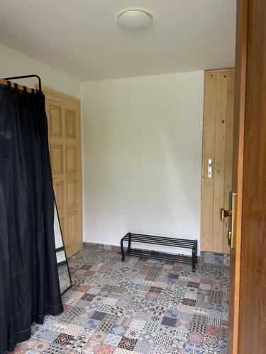 Dům mezi loukami (Dum mezi loukami) in Snezne Dům mezi loukami (Dum mezi loukami) in Snezne