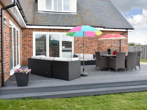 Exterior view, Grove Cottage in Arreton and Newchurch Exterior view, Grove Cottage in Arreton and Newchurch