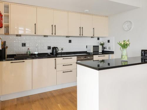 مطبخ, Apartment 22, Horizon View in بيديفورد مطبخ, Apartment 22, Horizon View in بيديفورد