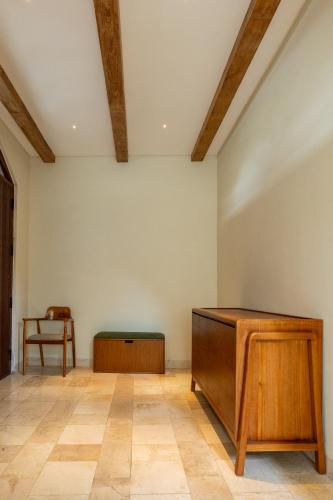 Tuluscoliving villa kuta 2, 4 Bedroom & 5 Bathroom in Tuban Tuluscoliving villa kuta 2, 4 Bedroom & 5 Bathroom in Tuban