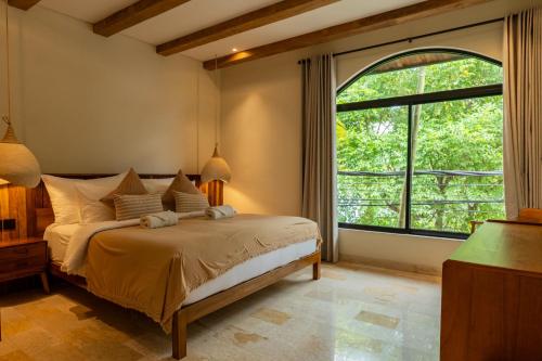 Tuluscoliving villa kuta 2, 4 Bedroom & 5 Bathroom in Tuban Tuluscoliving villa kuta 2, 4 Bedroom & 5 Bathroom in Tuban