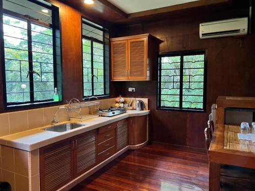 西必洛林缘度假村 (Sepilok Forest Edge Resort) in 山打根 西必洛林缘度假村 (Sepilok Forest Edge Resort) in 山打根