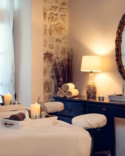 Spa, Luxury Oceanview Condo by Poinciana at The Crane in Diamond Valley Spa, Luxury Oceanview Condo by Poinciana at The Crane in Diamond Valley