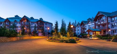 Bejárat, Lizard Creek Lodge in Fernie Bejárat, Lizard Creek Lodge in Fernie