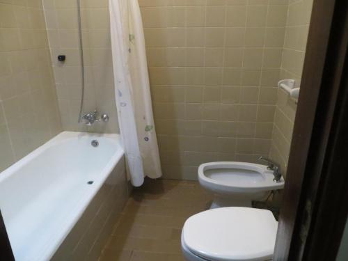 ห้องน้ำ, Vilamoura Guest House Planalto in วิลามูรา ห้องน้ำ, Vilamoura Guest House Planalto in วิลามูรา