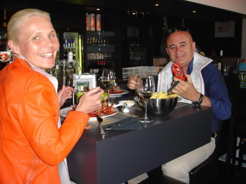 Food and beverages, Oesterbaai 36 in Verspreide huizen Wemeldinge Food and beverages, Oesterbaai 36 in Verspreide huizen Wemeldinge