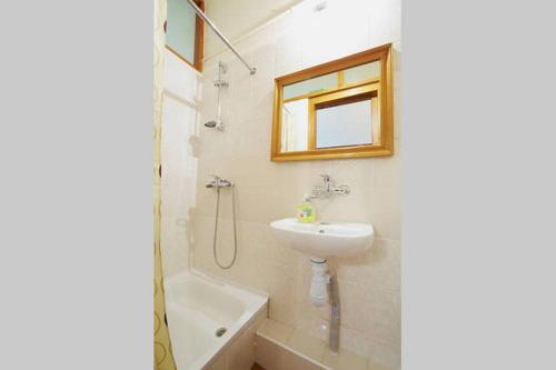 This photo about Pylnykarska 6 shared on HyHotel.com