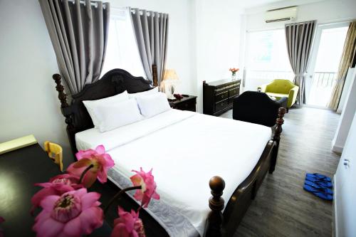 This photo about Phung Hoang ParkView shared on HyHotel.com