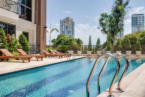 This photo about City Garden Pratamnak Condominium by Mr.Butler shared on HyHotel.com