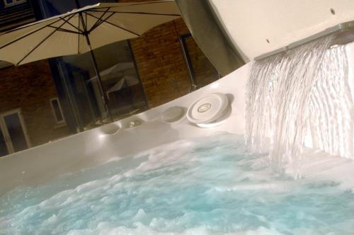 Плувен басейн, Woodhouse Farm Lodge in Сполдинг Плувен басейн, Woodhouse Farm Lodge in Сполдинг