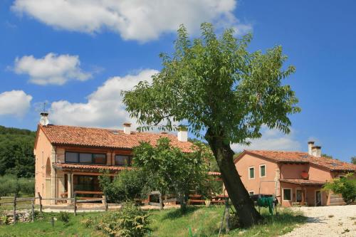 Exterior view, Agriturismo Monte degli Aromi in Villaga Exterior view, Agriturismo Monte degli Aromi in Villaga