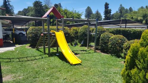 Játszótér, Hostal El Hangar in Rio Negro Játszótér, Hostal El Hangar in Rio Negro