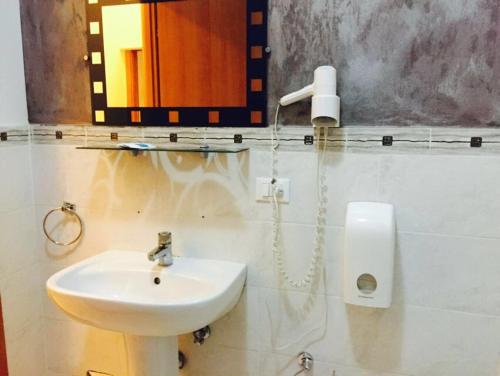 This photo about La suite apartament shared on HyHotel.com