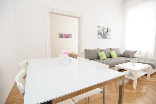 Hotel Vienna-apartment-one Liechtensteinstrasse