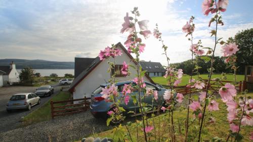 Garden, Arle Lodge in Tobermory Garden, Arle Lodge in Tobermory