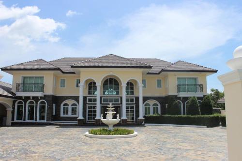 This photo about The Mansion shared on HyHotel.com