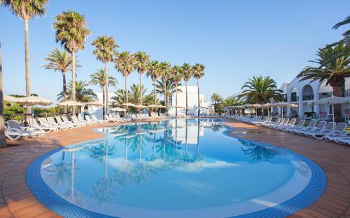 수영장, Grupotel Mar de Menorca in 메노르카 수영장, Grupotel Mar de Menorca in 메노르카