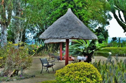 Jardín, Bwigamiro Country Home Fort Portal in Fort Portal Jardín, Bwigamiro Country Home Fort Portal in Fort Portal