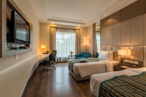 Howard Plaza The Fern - An Ecotel Hotel Agra in Agra Howard Plaza The Fern - An Ecotel Hotel Agra in Agra