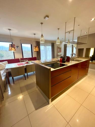 Modern 4 Bedroom House Ring of Kerry -Killarney in 基拉尼郊區 Modern 4 Bedroom House Ring of Kerry -Killarney in 基拉尼郊區
