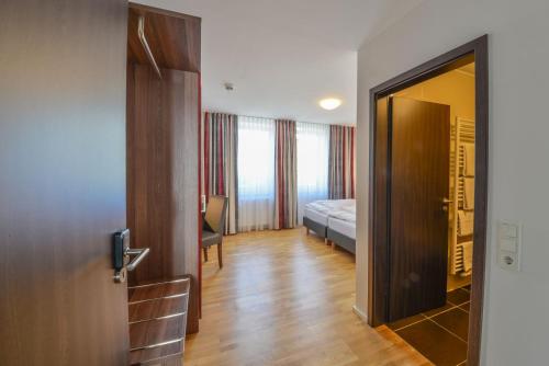 ห้องน้ำ, City Hotel Wetzlar in เวทซ์ลาร์ ห้องน้ำ, City Hotel Wetzlar in เวทซ์ลาร์