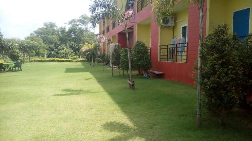 Garden, Greenfield Residence. in City Center Garden, Greenfield Residence. in City Center