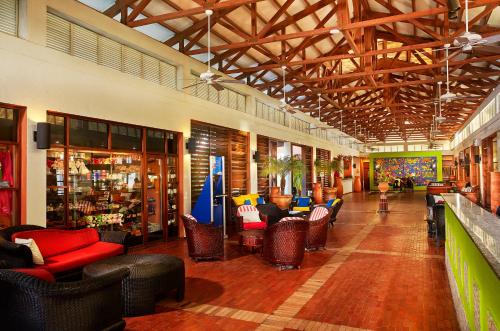 Lobi, Grand Decameron Panama, A Trademark All-Inclusive Resort in Rio Hato Lobi, Grand Decameron Panama, A Trademark All-Inclusive Resort in Rio Hato