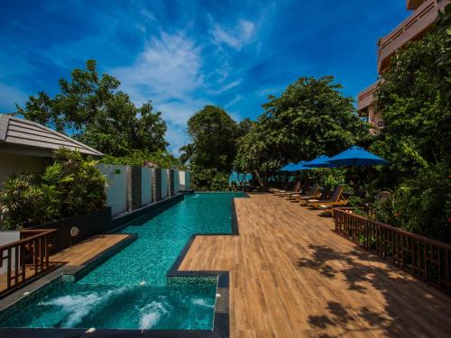 サイロム ホテル11