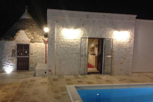 Swimming pool, Villa Trullo Cristi in Selva Di Fasano Swimming pool, Villa Trullo Cristi in Selva Di Fasano
