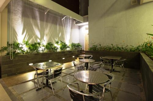 Ban công/sân hiên, Vinotel Cirebon in Cirebon Ban công/sân hiên, Vinotel Cirebon in Cirebon