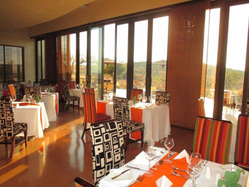 Restaurant, Maropeng Boutique Hotel in Magaliesburg Restaurant, Maropeng Boutique Hotel in Magaliesburg