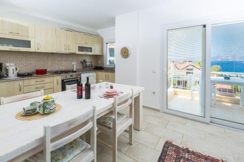 This photo about Maya Suit shared on HyHotel.com