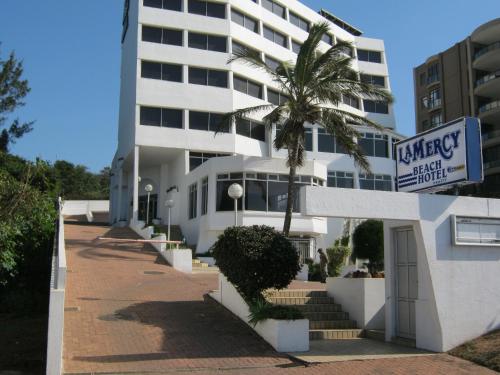 כניסה, La Mercy Beach Hotel in לה-מרסי כניסה, La Mercy Beach Hotel in לה-מרסי