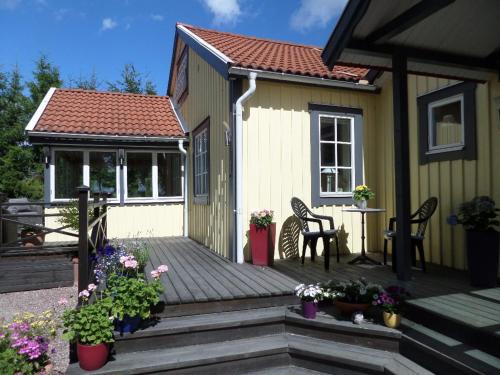 Skogis Bed & Breakfast in Forssjö Skogis Bed & Breakfast in Forssjö