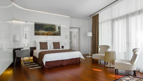 Radisson Blu Hotel & Convention Centre Kigali in Kigali Radisson Blu Hotel & Convention Centre Kigali in Kigali