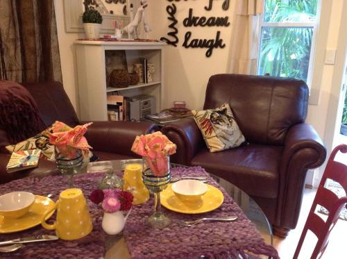 A szálláshely kívülről, Magnolia Petal in Salt Spring Island (BC) A szálláshely kívülről, Magnolia Petal in Salt Spring Island (BC)