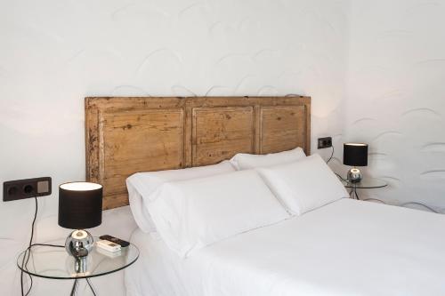 Double Room image 3