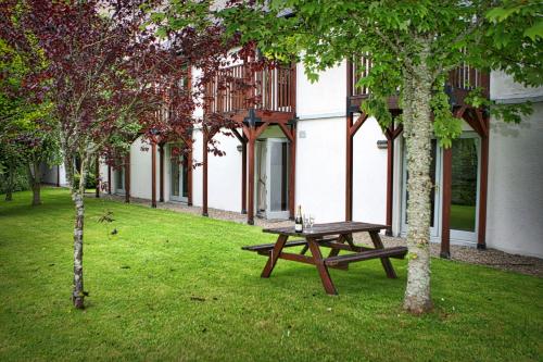 Castle Oaks House Hotel in Castleconnell Castle Oaks House Hotel in Castleconnell