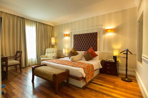 โรงแรม เดอะ แชนเซอรี พาวิลเลียน (The Chancery Pavillion Hotel) in บังกาลอร์ โรงแรม เดอะ แชนเซอรี พาวิลเลียน (The Chancery Pavillion Hotel) in บังกาลอร์