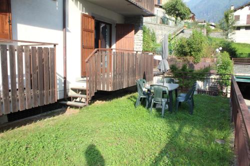 Terraza/balcón, Lanterna Apartments in Chiesa In Valmalenco Terraza/balcón, Lanterna Apartments in Chiesa In Valmalenco