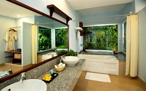Bathroom, Madagui Forest Resort And Spa in Madagui (Dalat) Bathroom, Madagui Forest Resort And Spa in Madagui (Dalat)