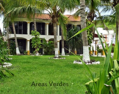 Surrounding environment, Hotel Arrecife Huatulco Plus in Crucecita Surrounding environment, Hotel Arrecife Huatulco Plus in Crucecita