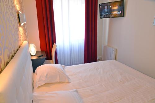 Hotel Le Square in Aurillac Hotel Le Square in Aurillac