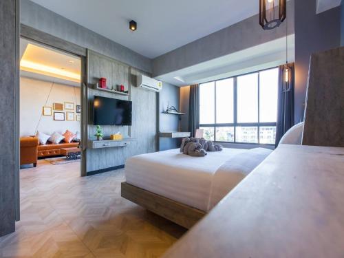Loft Mania Boutique Hotel (SHA Extra Plus) in Chumphon Loft Mania Boutique Hotel (SHA Extra Plus) in Chumphon