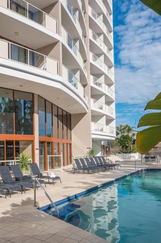 Bazen, Broadbeach Savannah Resort in Broadbeach Bazen, Broadbeach Savannah Resort in Broadbeach